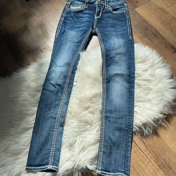 ROCK REVIVAL Vivian Mid Rise Skinny Jeans - Picture 7 of 7